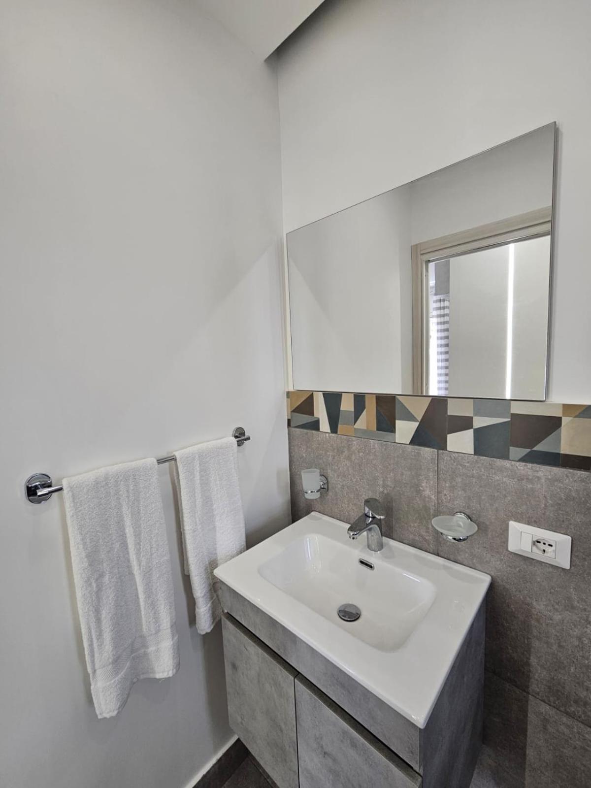 Flowers Apartments Marineo Экстерьер фото