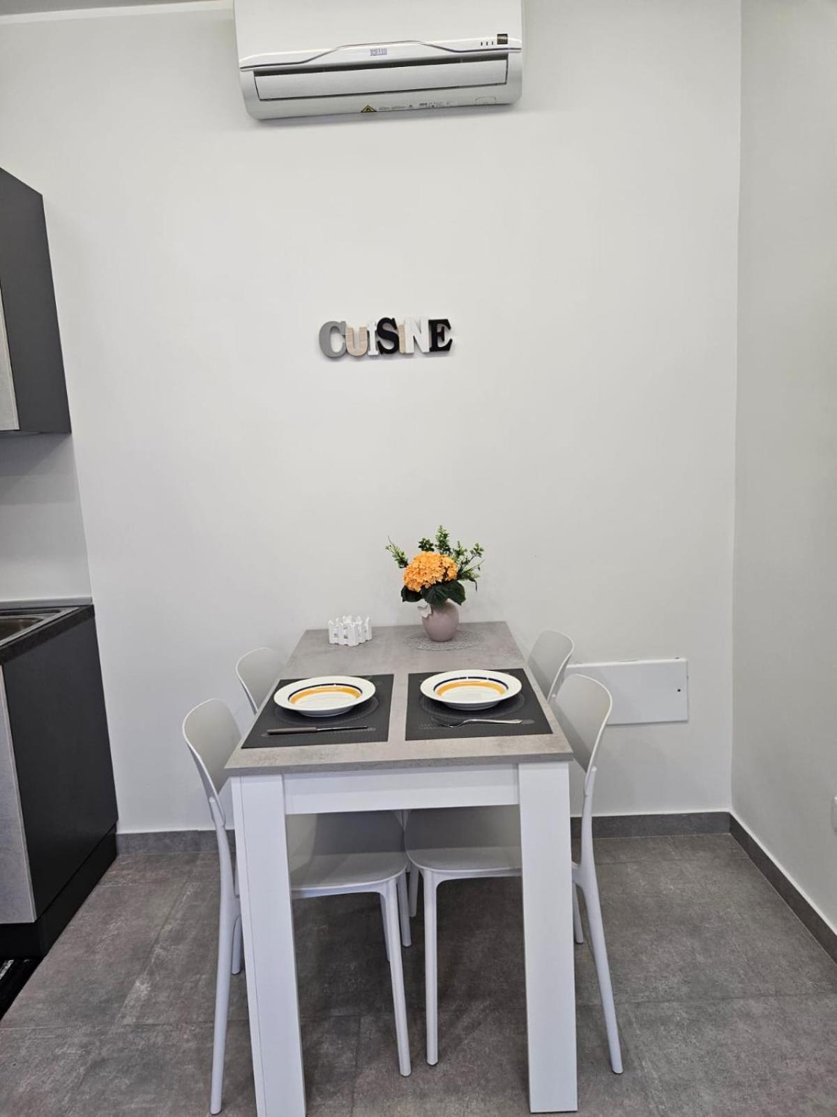Flowers Apartments Marineo Экстерьер фото
